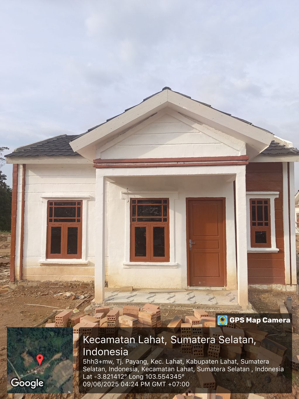 foto contoh rumah perumahan ALAM MADANI PERMAI