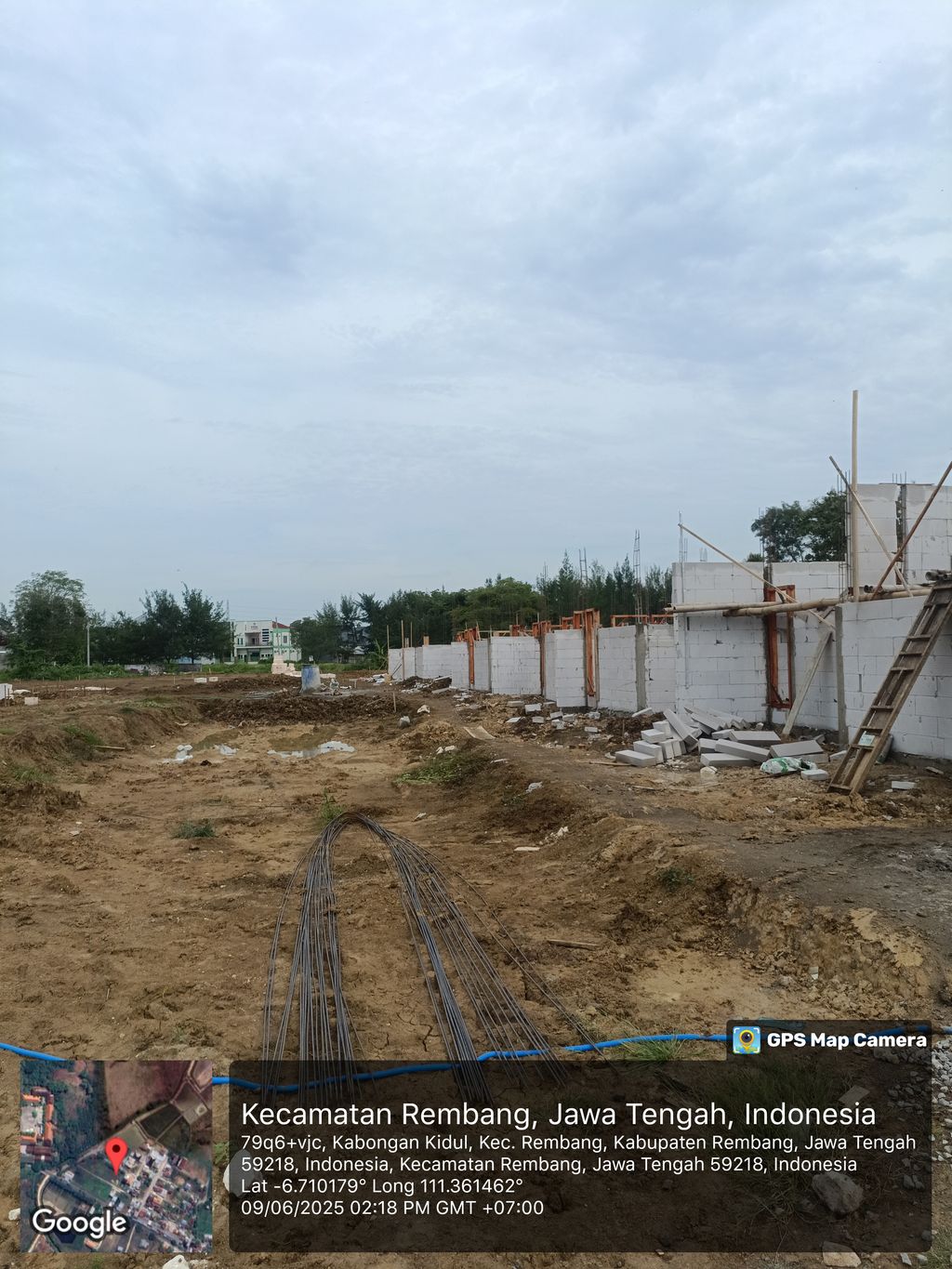 foto posisi tengah perumahan PERUMAHAN TENTREM ASRI II