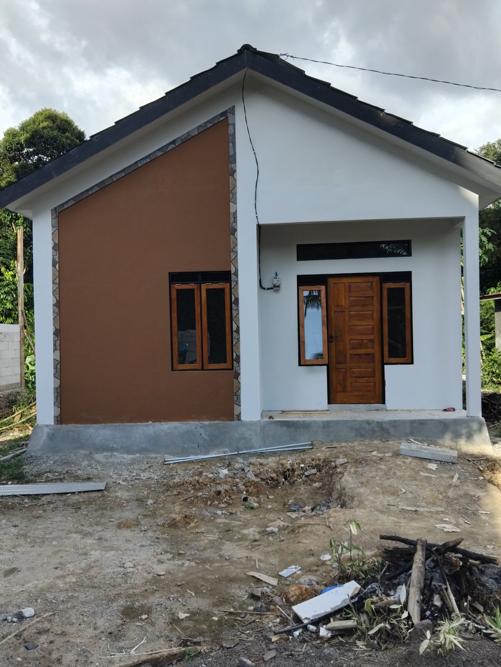 foto tampak rumah tipe 36 perumahan GRIYA AISHWA 2