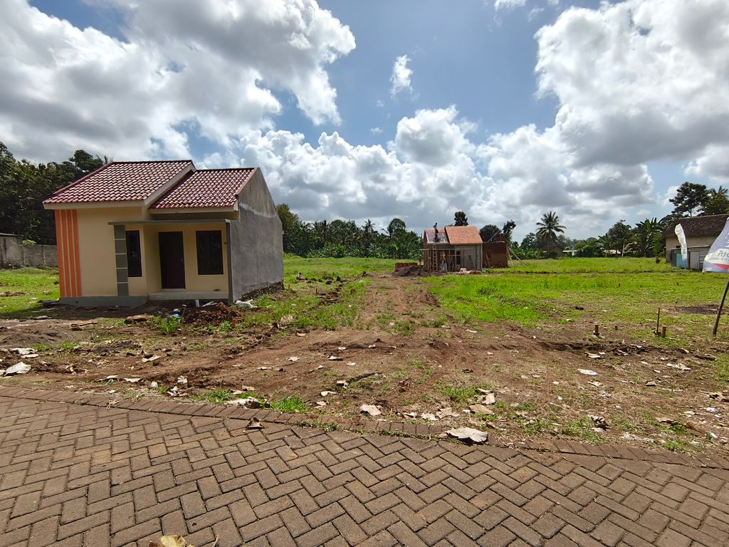 foto gerbang perumahan TAMAN MAHKOTA RAYA