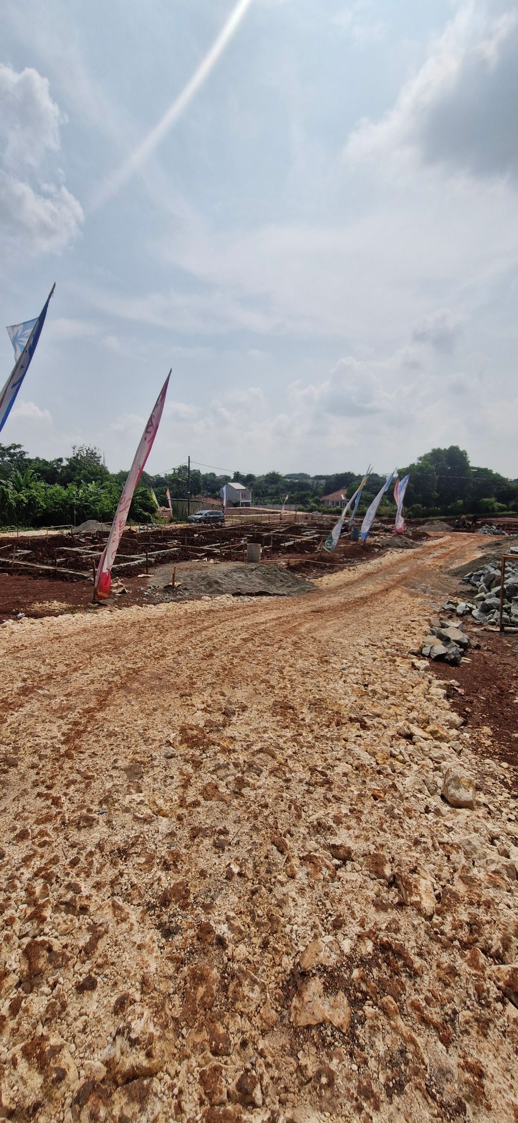 foto posisi tengah perumahan GRAHA PANGULAH