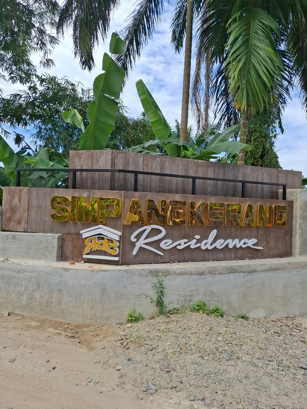 foto gerbang perumahan RAB RESIDENCE SIMPANG KERANG