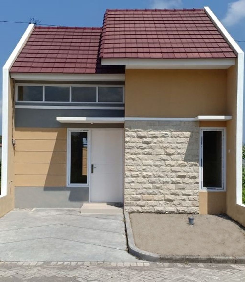 foto tampak rumah tipe 39/141 perumahan Royal Tendean Residence