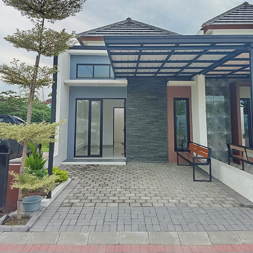 foto tampak rumah tipe 36/60 perumahan GRAND NORTH MENGANTI