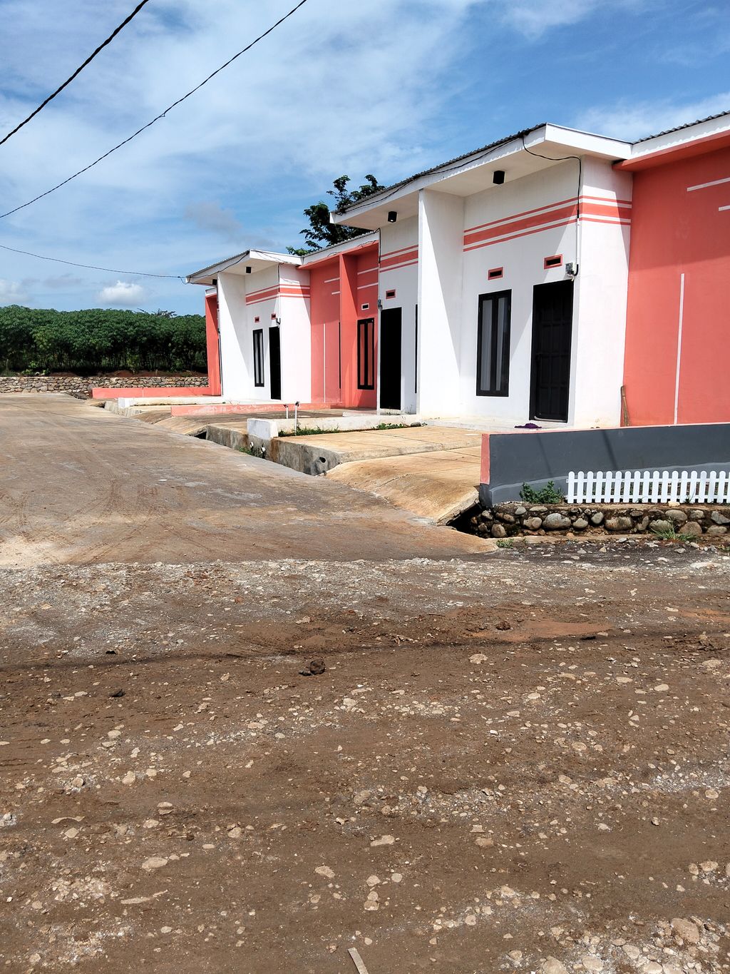 foto posisi tengah perumahan AMALIA PLAINS HOUSE TAHAP 3
