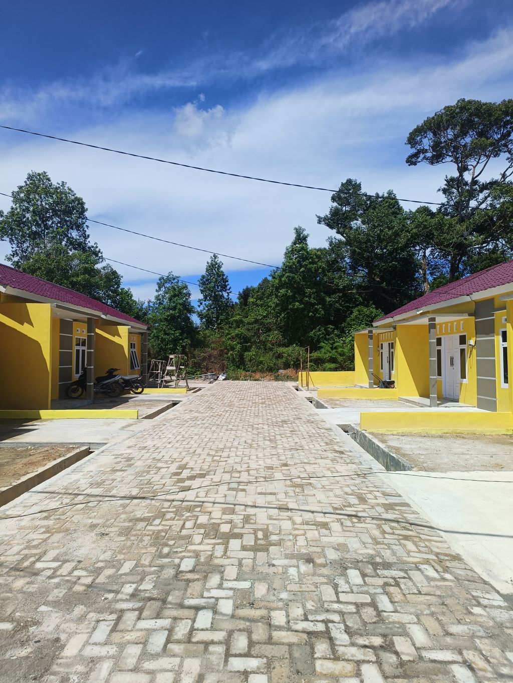 foto posisi tengah perumahan anjaya residence