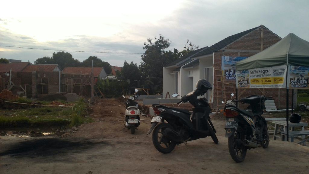 foto gerbang perumahan Caruban Residence Sampiran