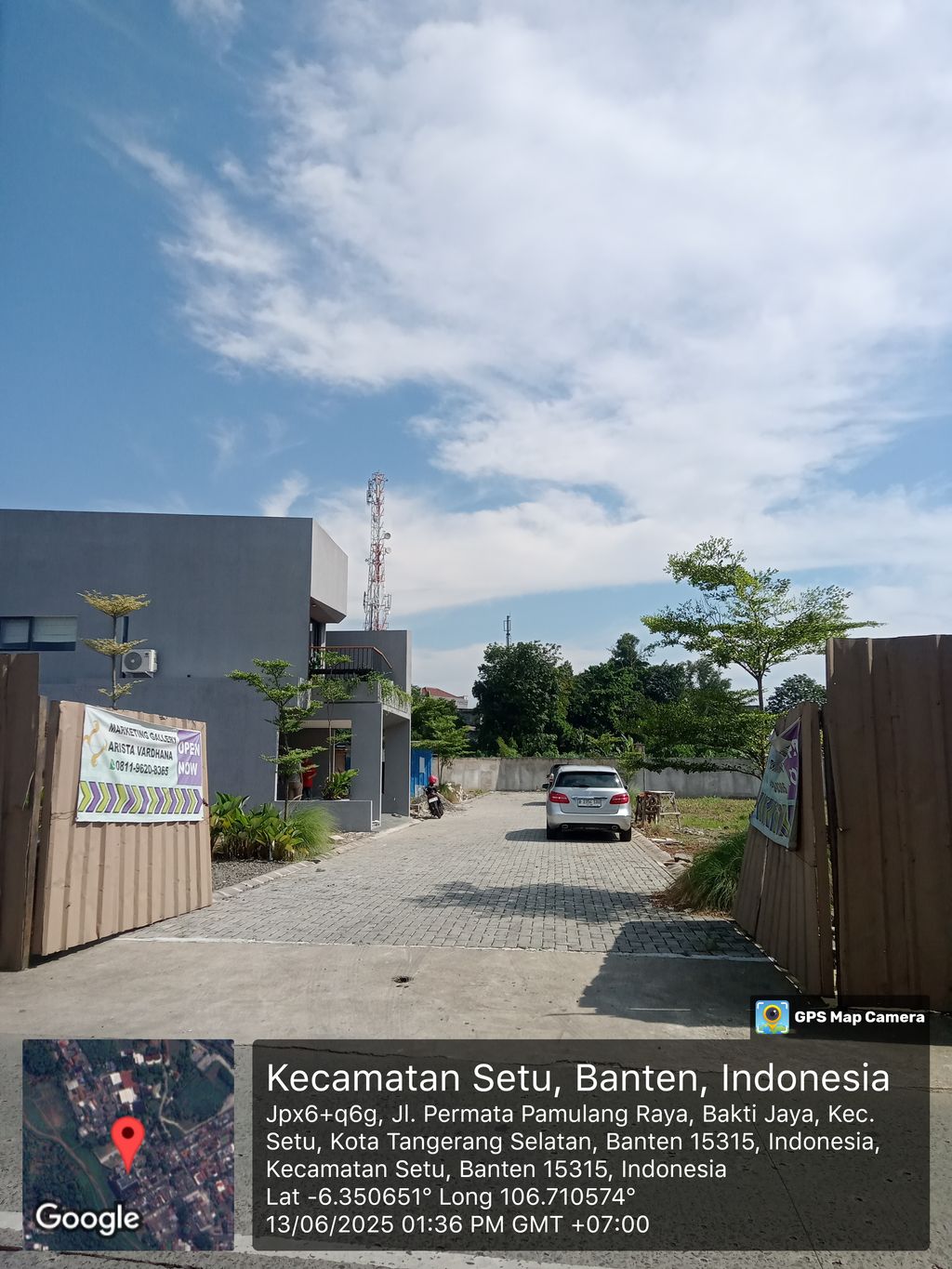 foto gerbang perumahan Arsita Vardhana