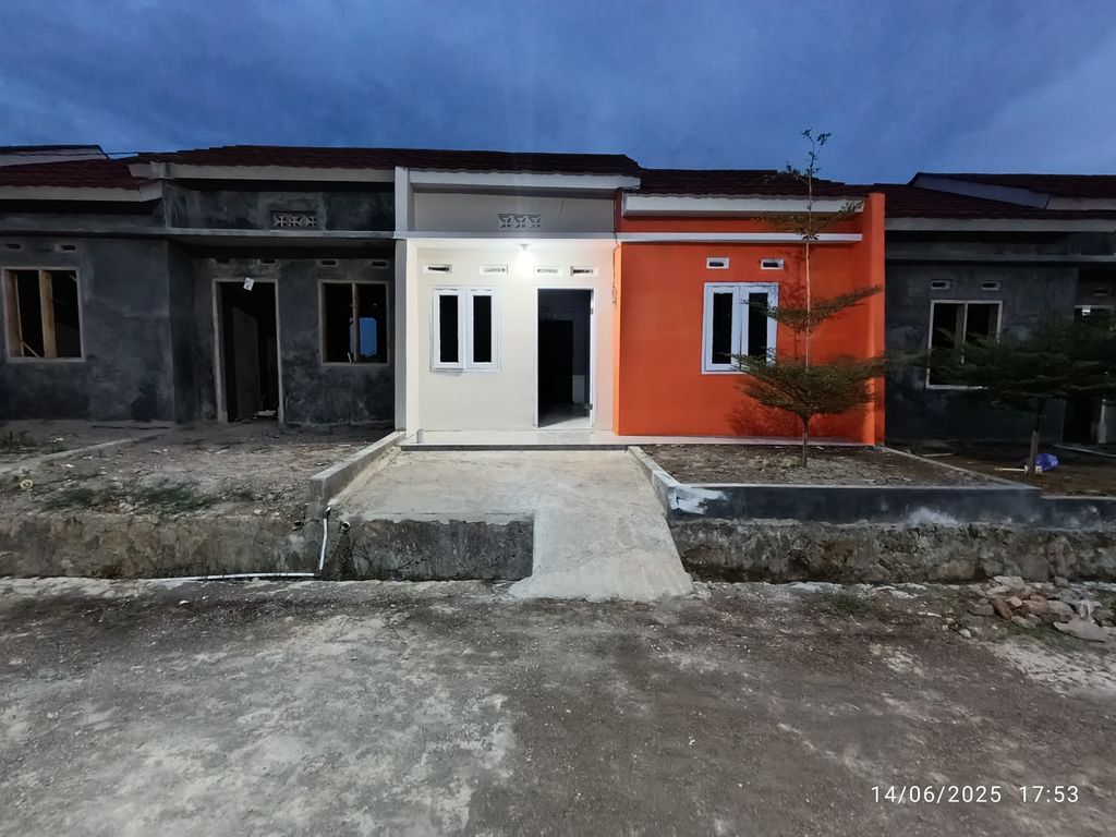 foto tampak rumah tipe F1 NO 7 perumahan GRAND GANDU RESIDENCE
