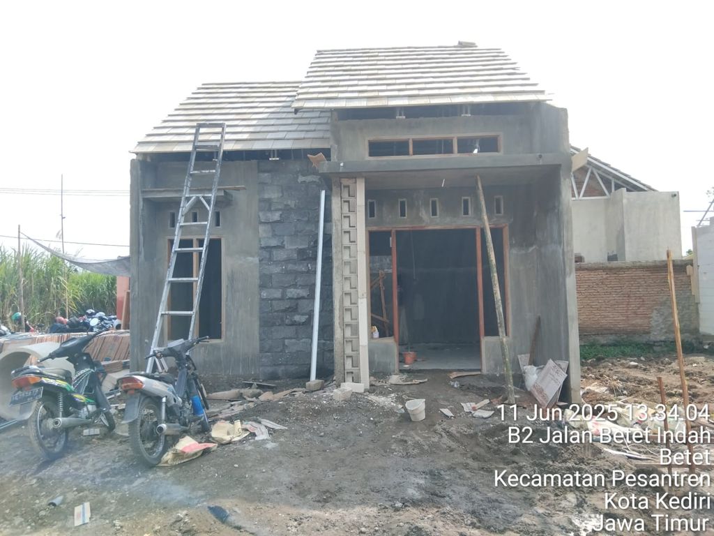 foto contoh rumah perumahan GRIYA PAKUNDEN KOTA 2