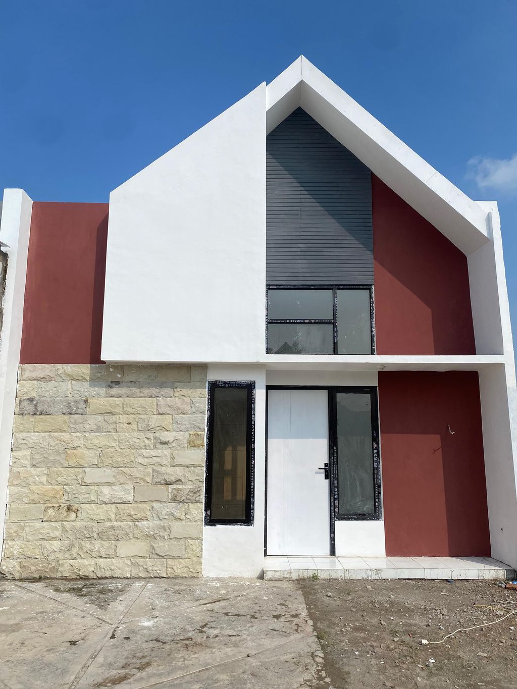 foto tampak rumah tipe 36 perumahan GARDEN MANSION