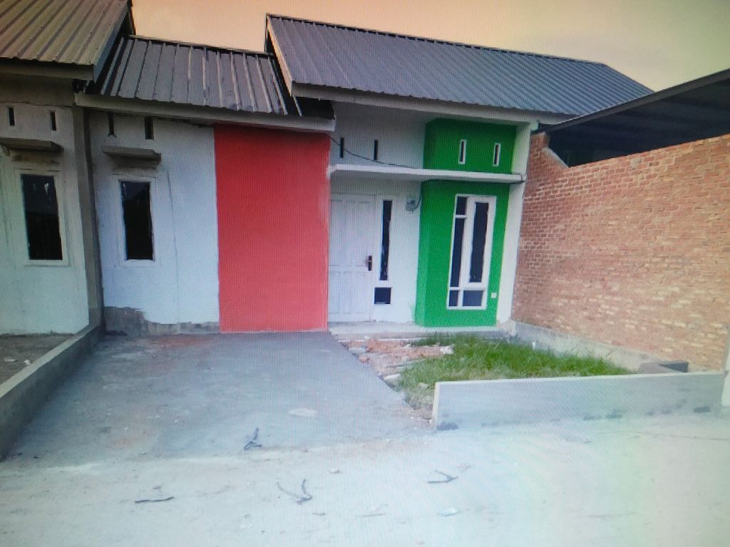 foto tampak rumah tipe 36/95 perumahan Asri Indah Penara