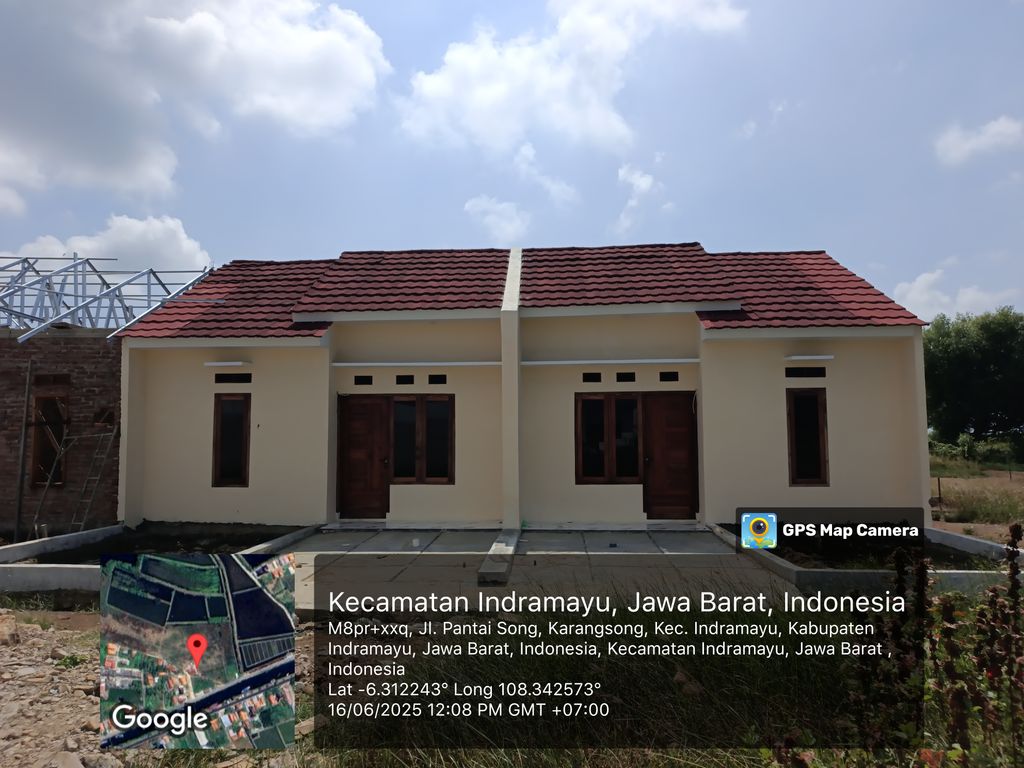 foto tampak rumah tipe 36/66 perumahan GRAHA MANDIRI PABEAN