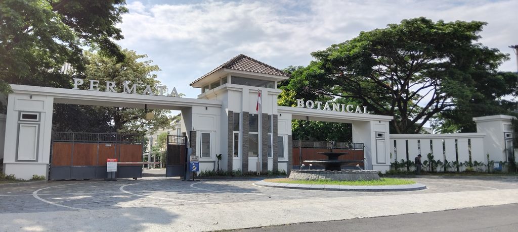 foto gerbang perumahan PERMATA BOTANICAL-ST MORIT TAHAP 2