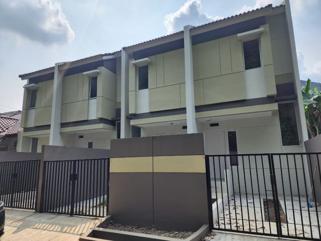 foto tampak rumah tipe Hevea perumahan Palem Semi 1