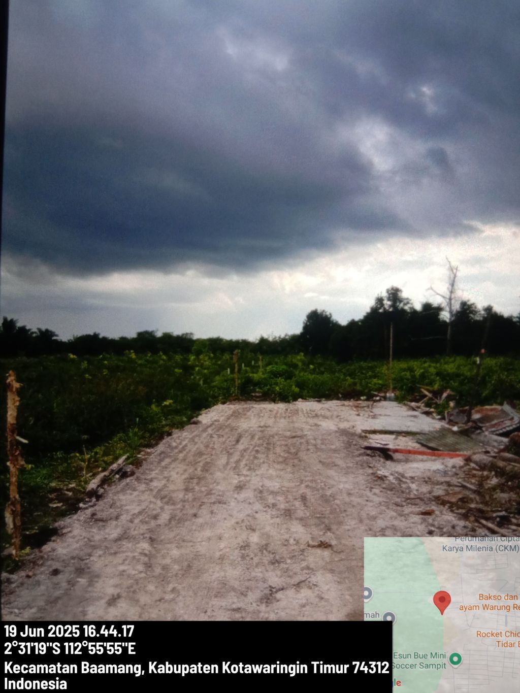 foto gerbang perumahan Irga Karya Land