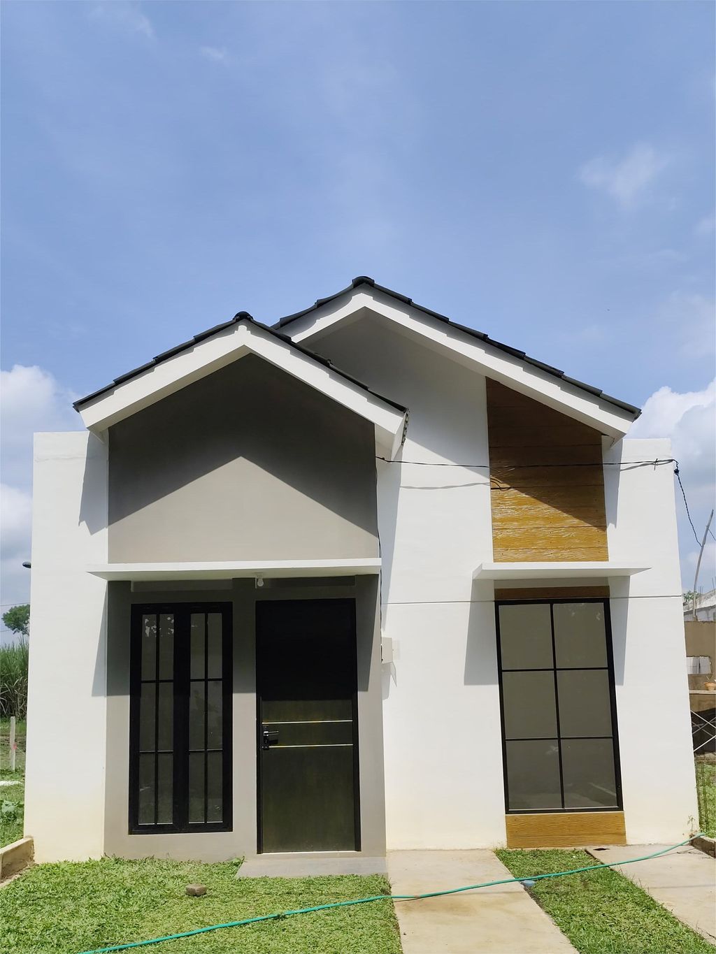 foto tampak rumah tipe 27/60 perumahan de WIRA GREEN VIEW