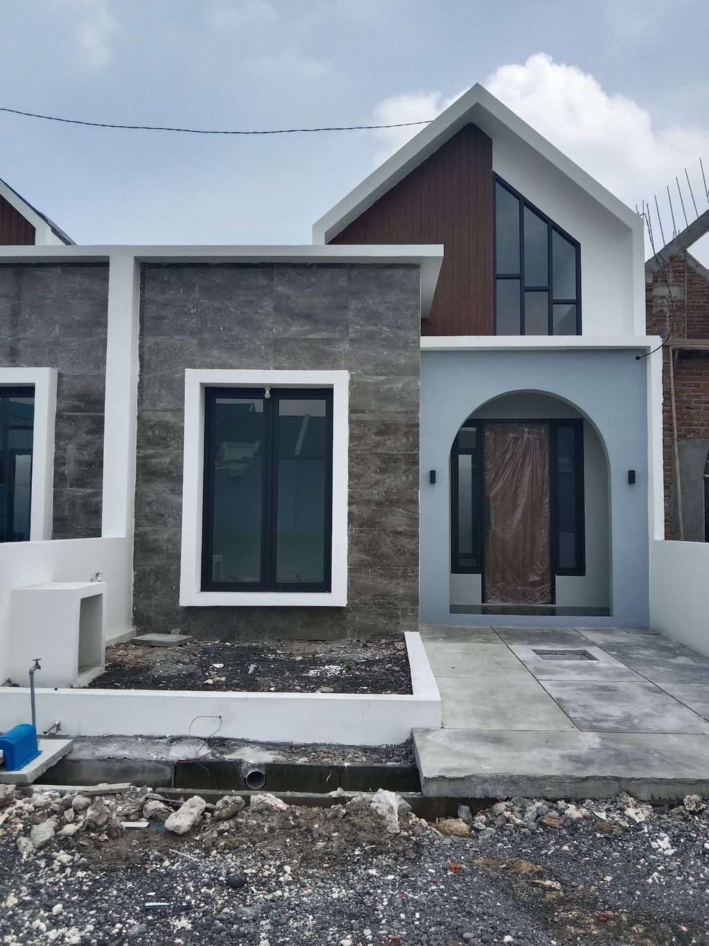 foto tampak rumah tipe 40/GH-26 perumahan THE PERMATA VILLAS 2