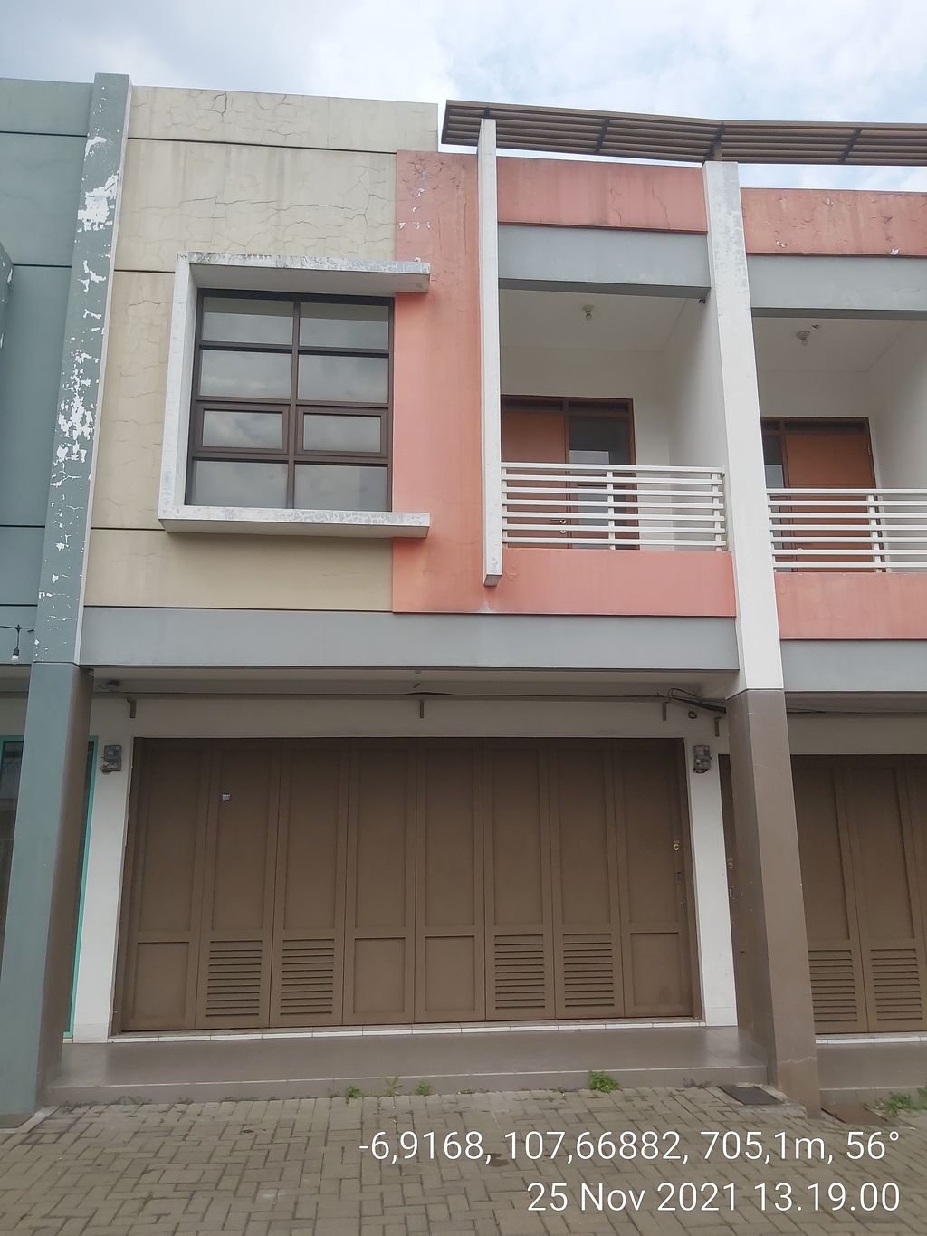 foto tampak rumah tipe 104/117 perumahan PURI DAGO