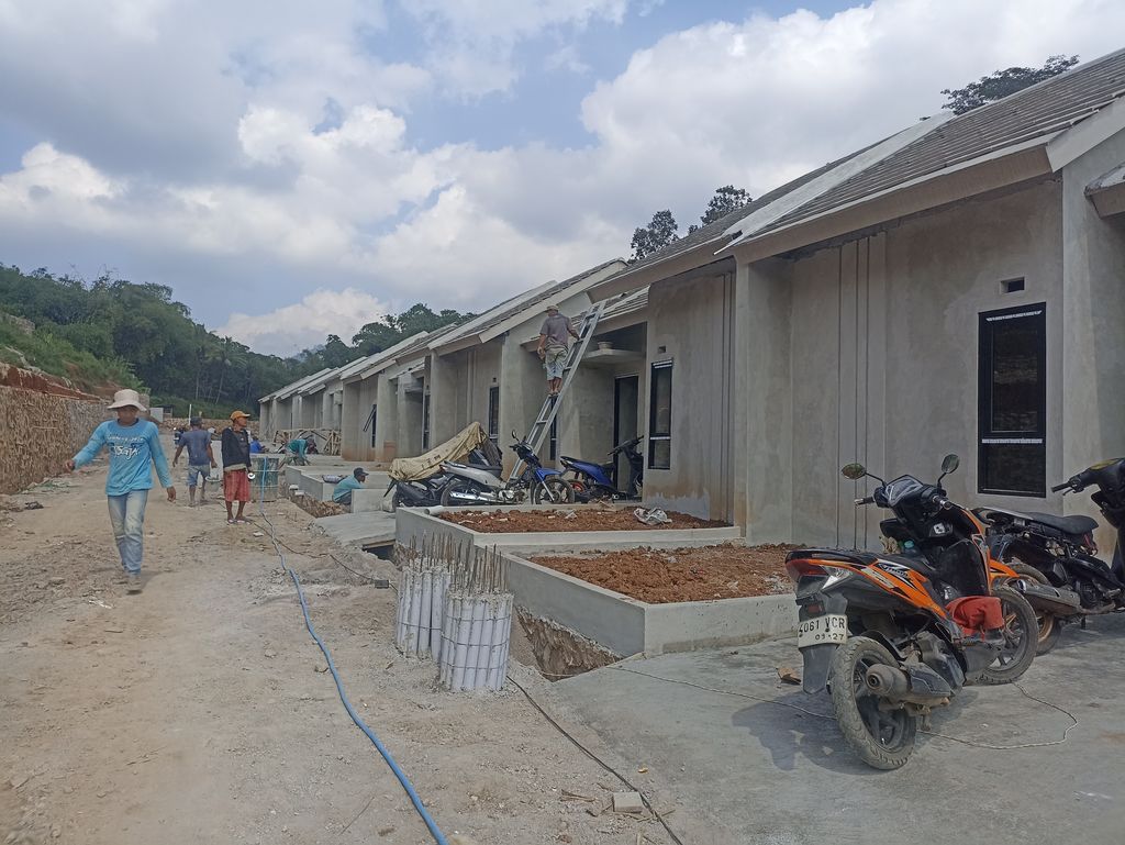 foto posisi tengah perumahan GRIYA HEGARMANAH ENDAH