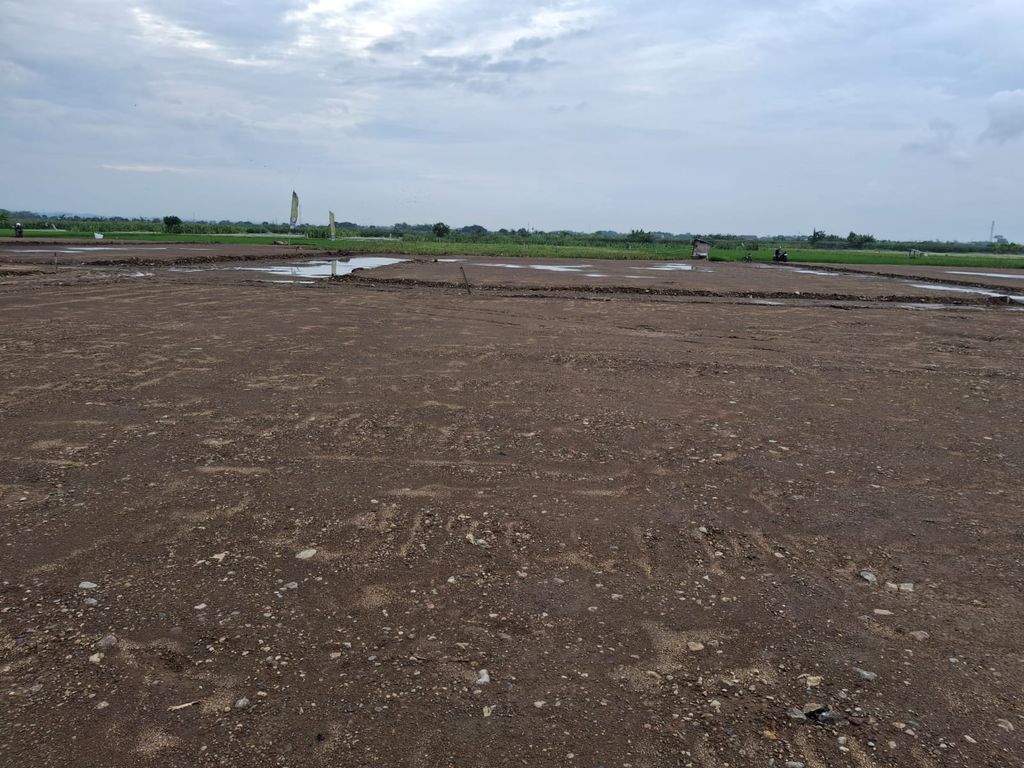foto posisi tengah perumahan KANAYA LAND 12