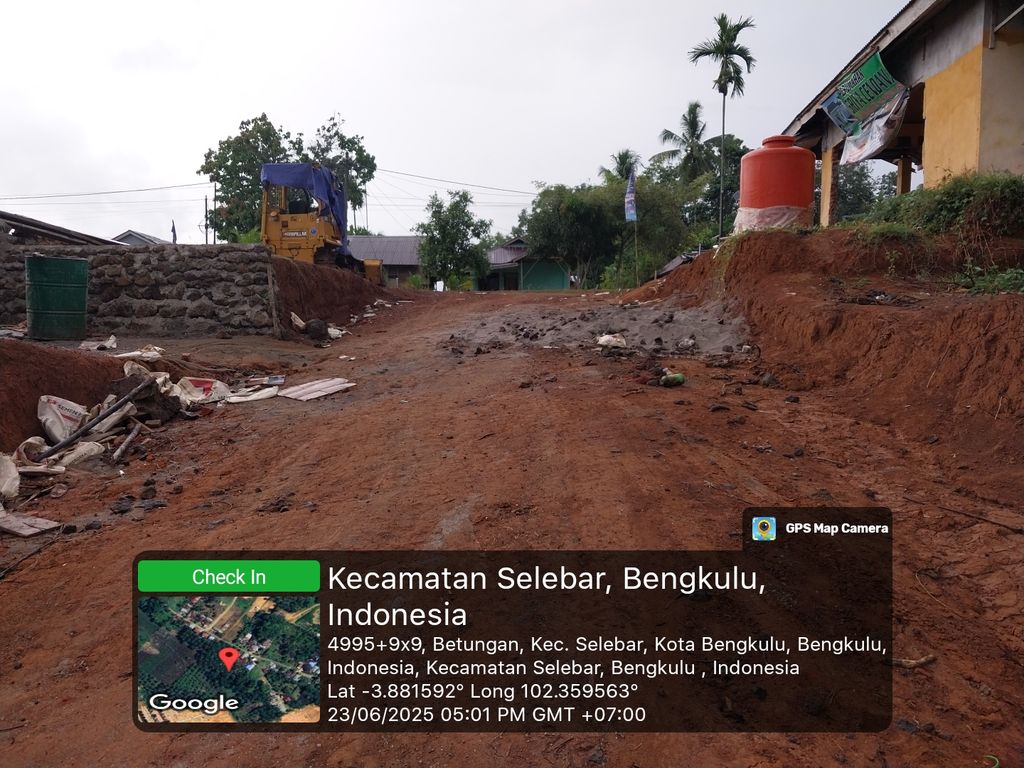 foto posisi tengah perumahan GRIYA CENDANA