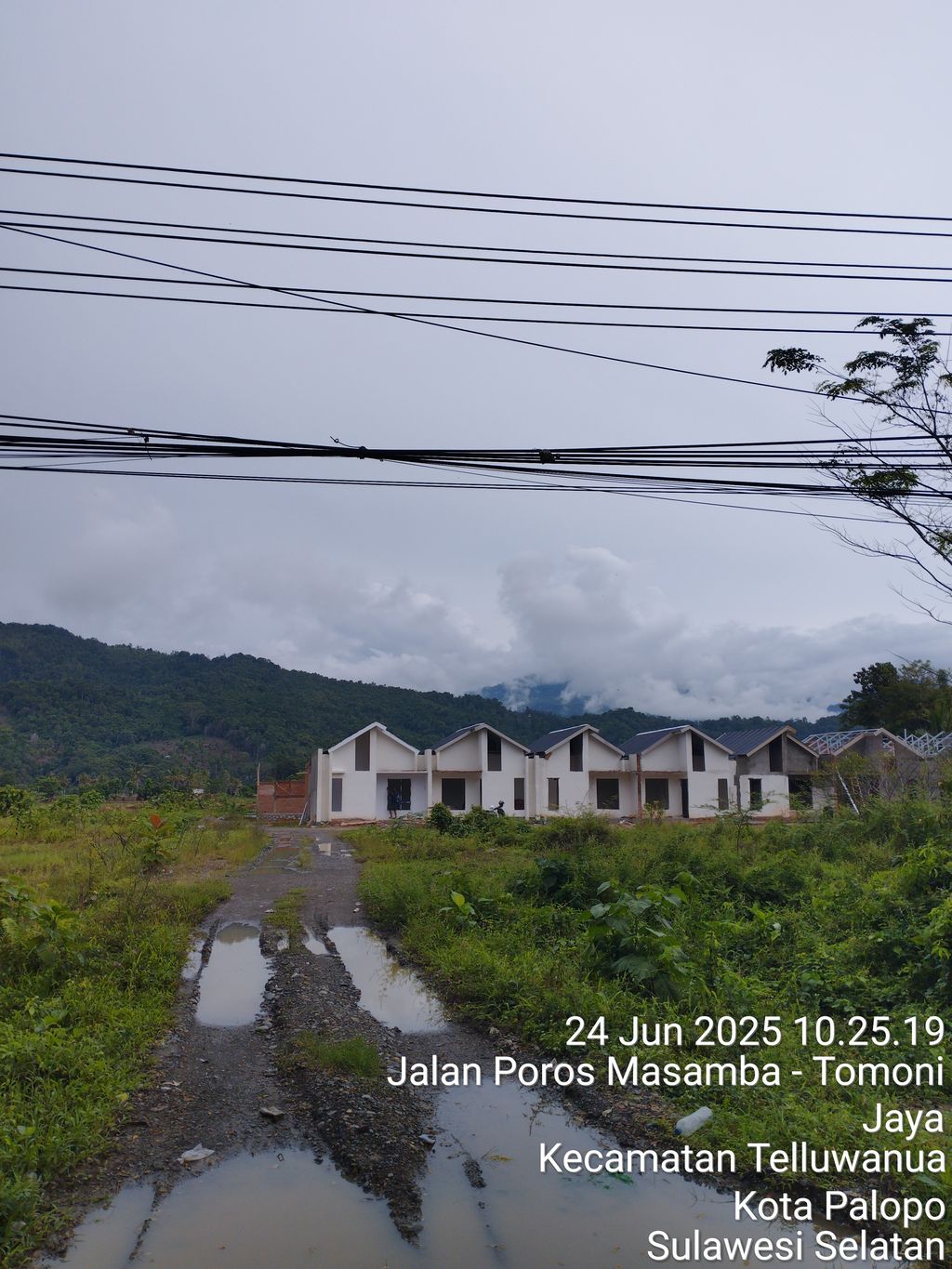 foto gerbang perumahan HARMONI TELLUWANUA II