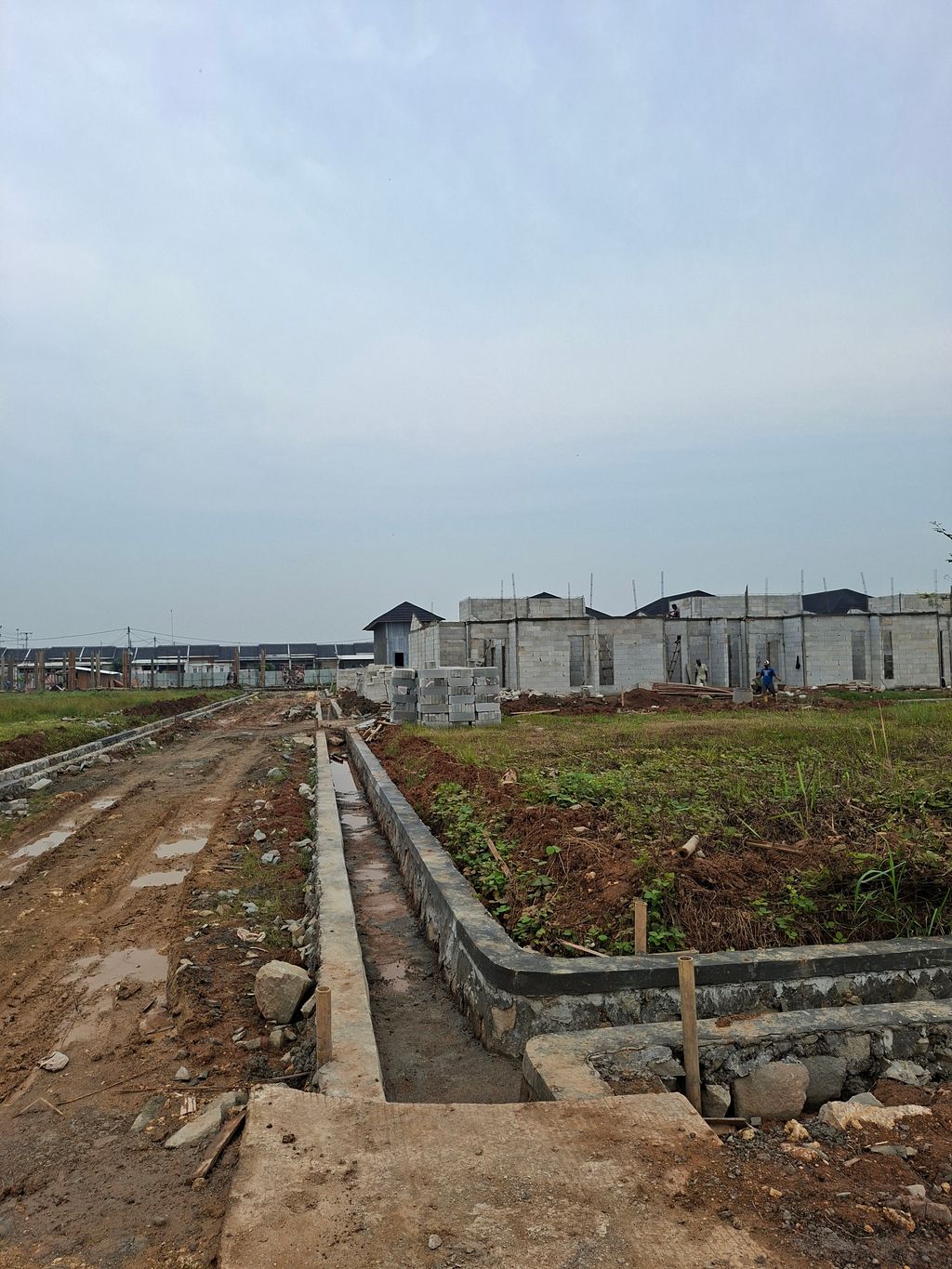 foto posisi tengah perumahan MUTIARA CITRA RESIDENCE 2 TAHAP 3