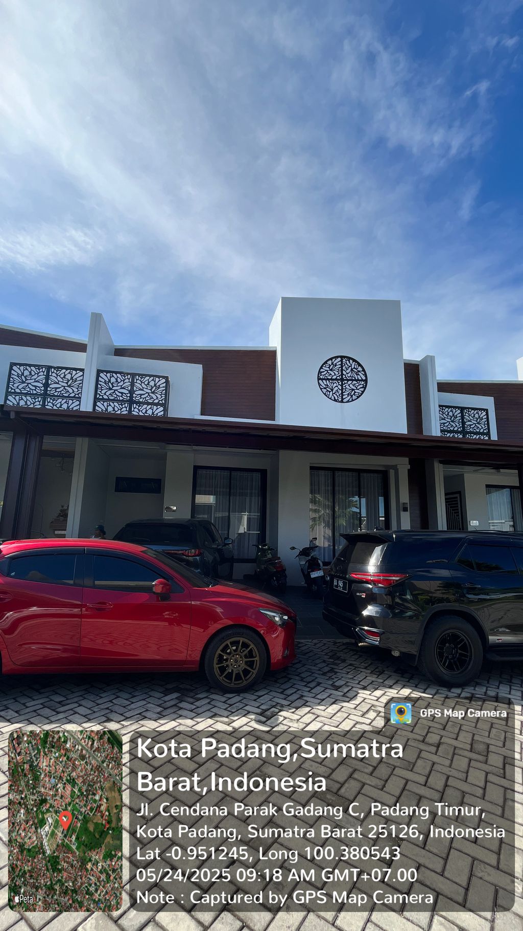 foto tampak rumah tipe 220/220 perumahan GRIYA ASRI KUBU MARAPALAM