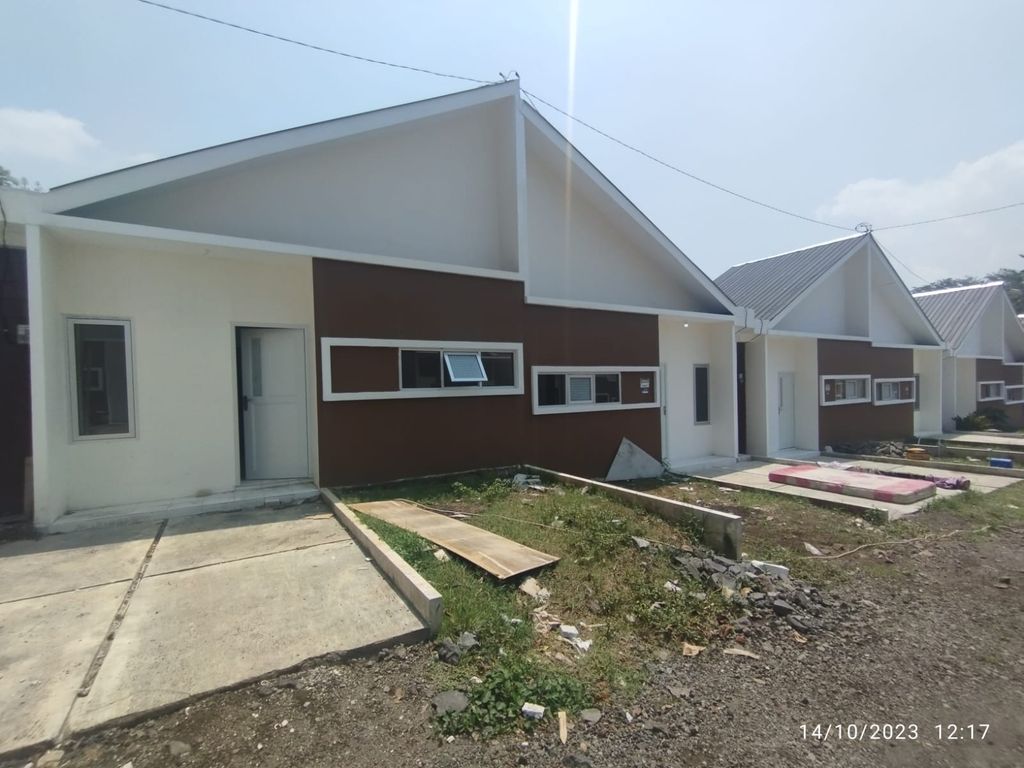 foto tampak rumah tipe Subsidi 6 perumahan Sundana Village