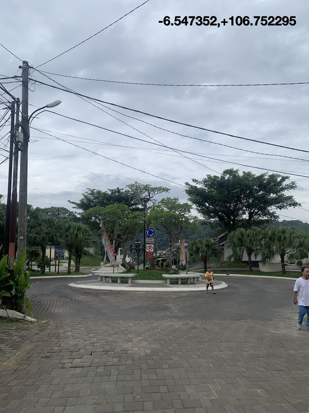 foto gerbang perumahan GREENLAND FOREST HILL EXT