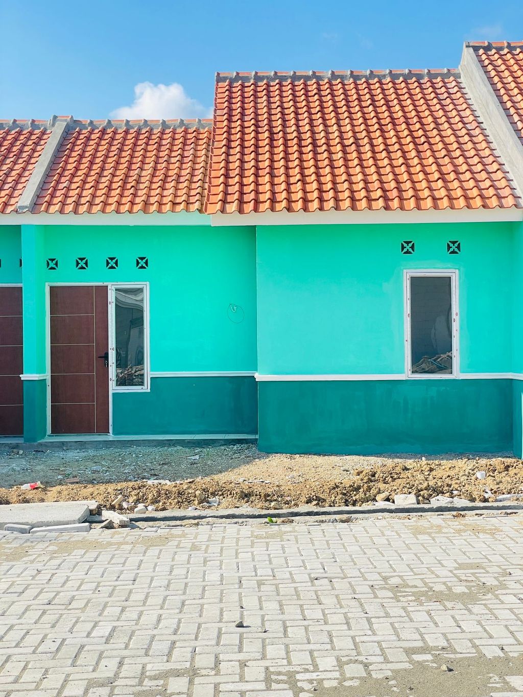 foto tampak rumah tipe 30/60 E NO 30 perumahan GRAND MAHKOTA SULTAN 4