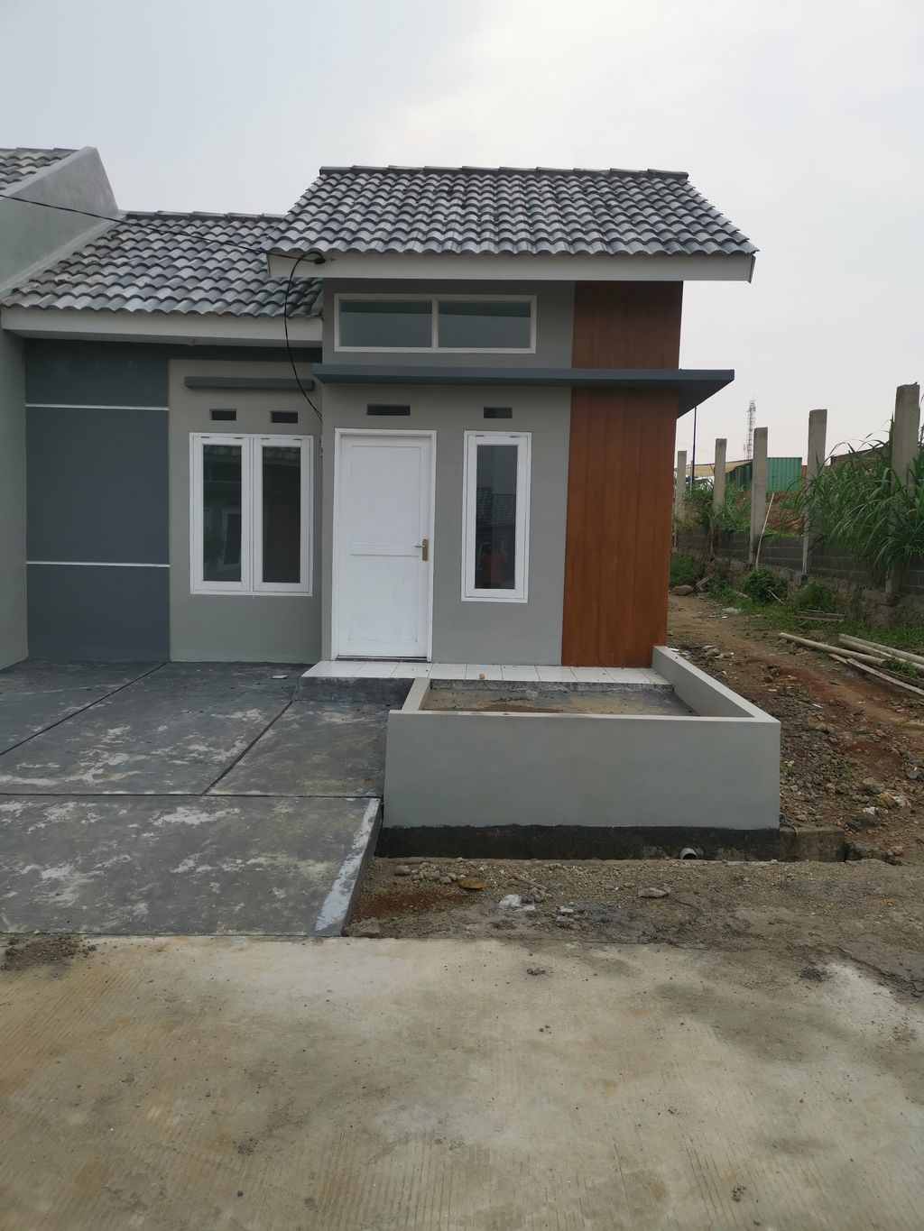 foto tampak rumah tipe New Lily 79m2 perumahan KIARA GARDEN 2 (TAHAP 4)