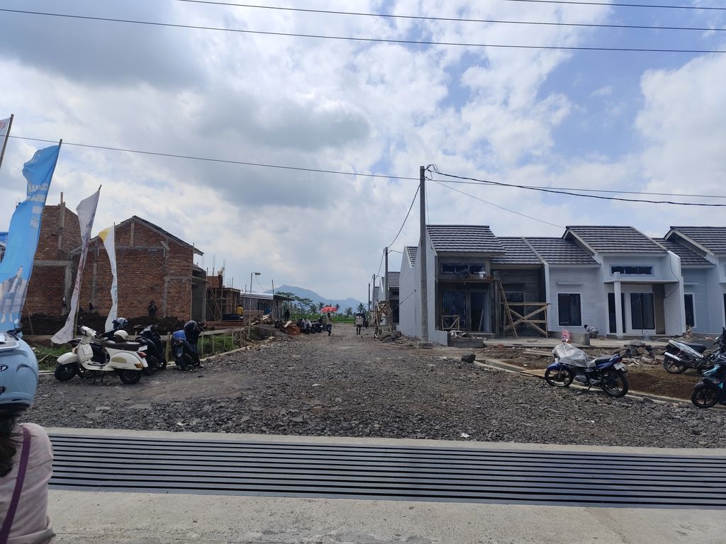 foto gerbang perumahan QUEEN RESIDENCE