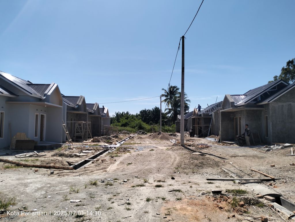 foto posisi tengah perumahan FLOVAN REGENCY