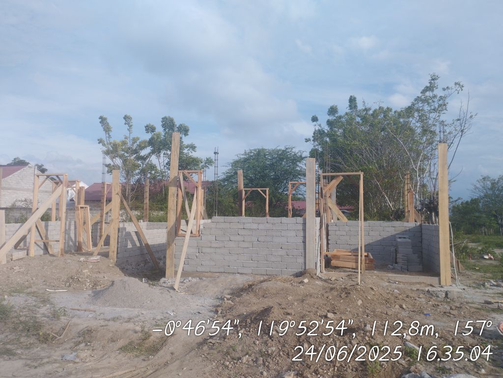 foto contoh rumah perumahan SELEBES LAND MAMBORO