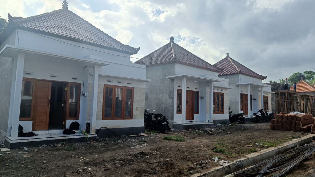 foto contoh rumah perumahan Pesona BB Agung Residence