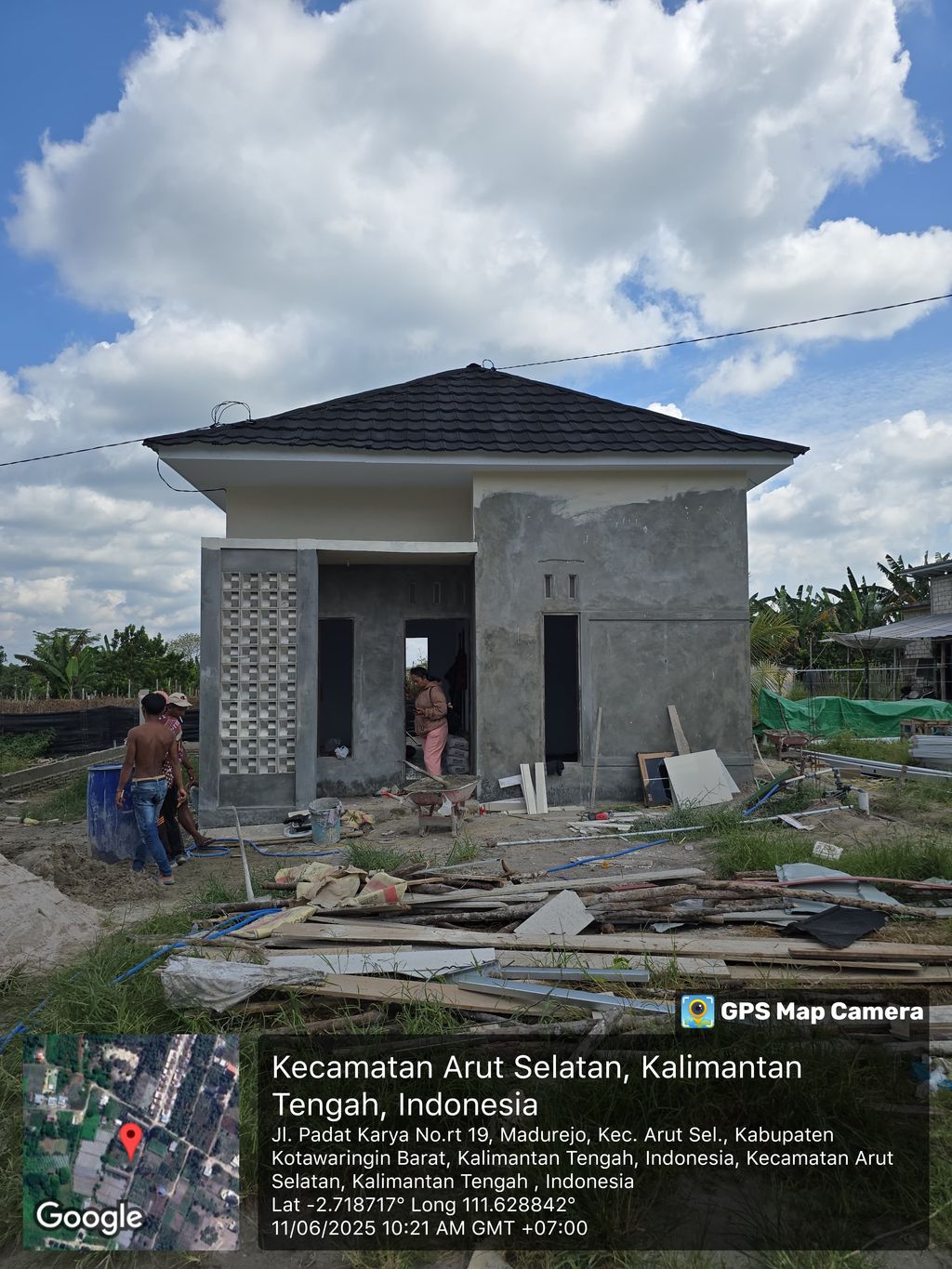 foto tampak rumah tipe 45 perumahan Shafa Residence