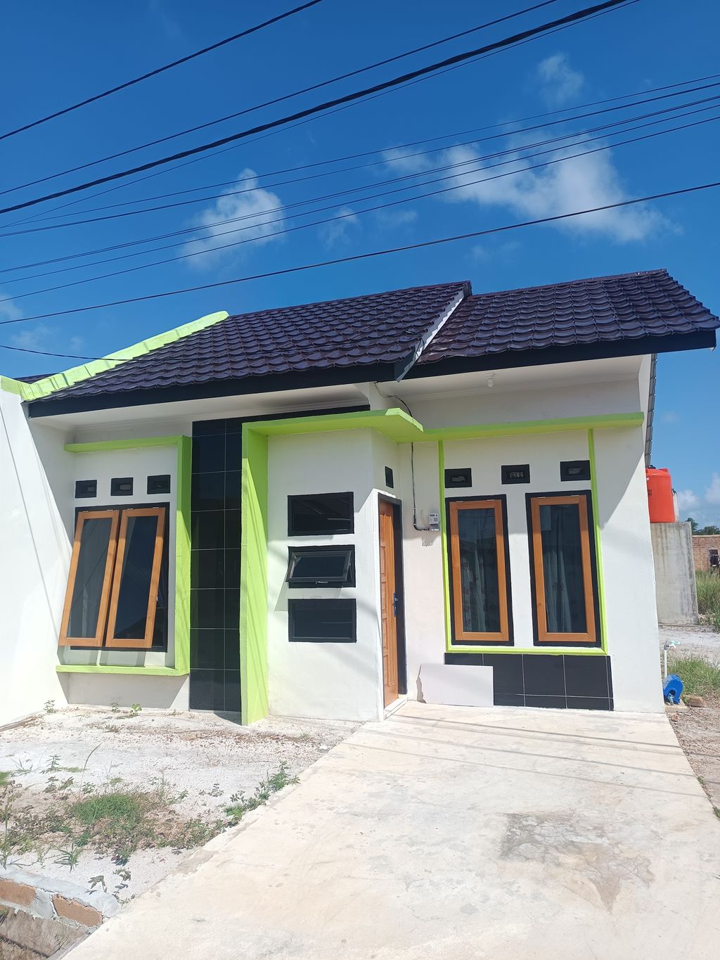 foto contoh rumah perumahan Istana Padang Blok H