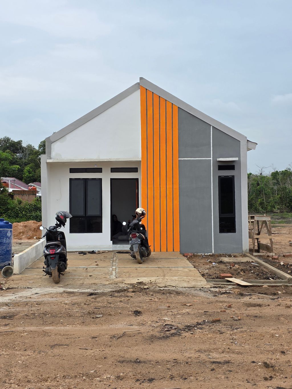 foto tampak rumah tipe 36 SCANDINAVIAN perumahan PRABU ALFA RESIDENCE