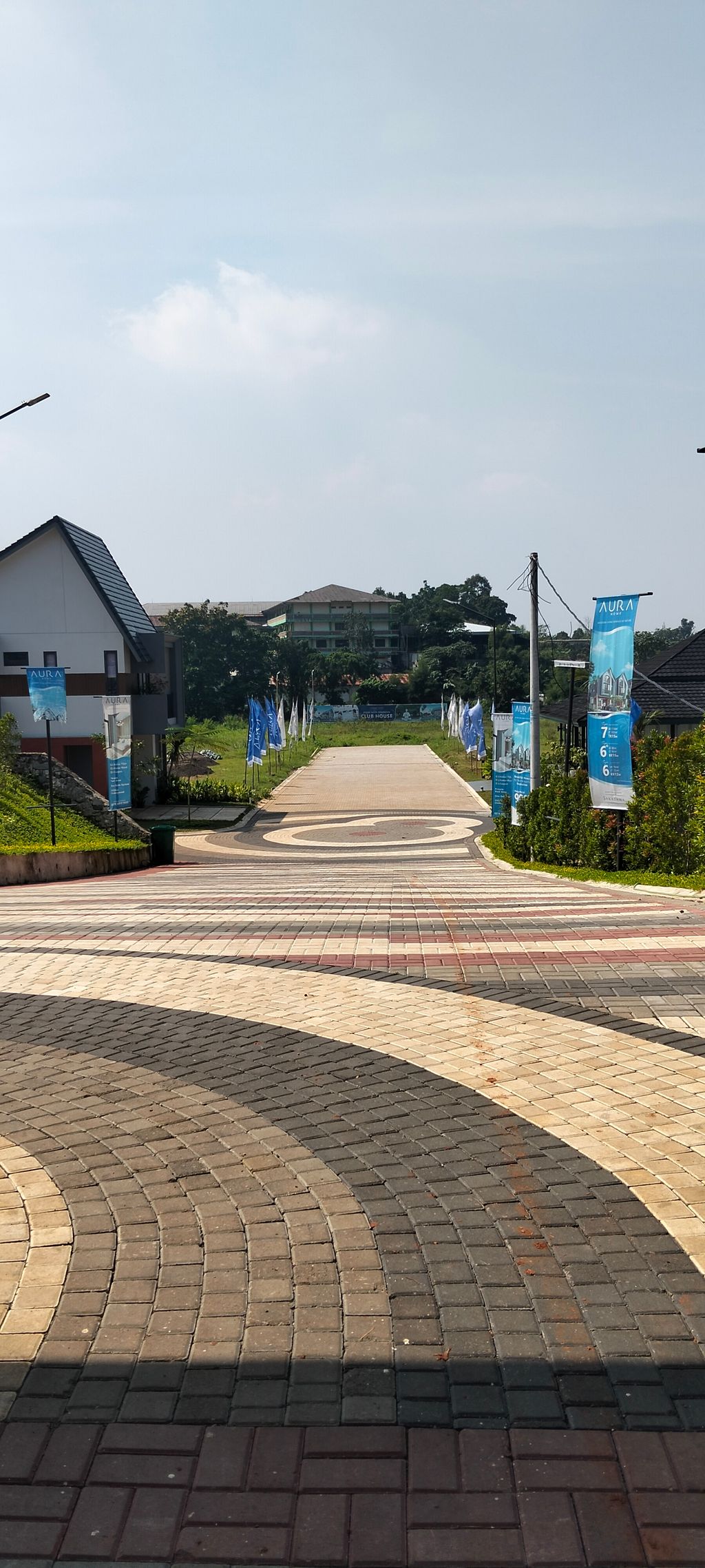 foto posisi tengah perumahan AURA HOME