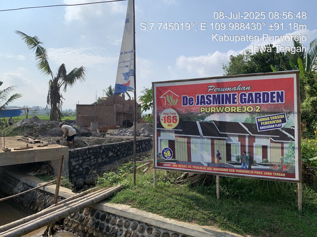 foto gerbang perumahan Perumahan de Jasmine Garden Purworejo 2