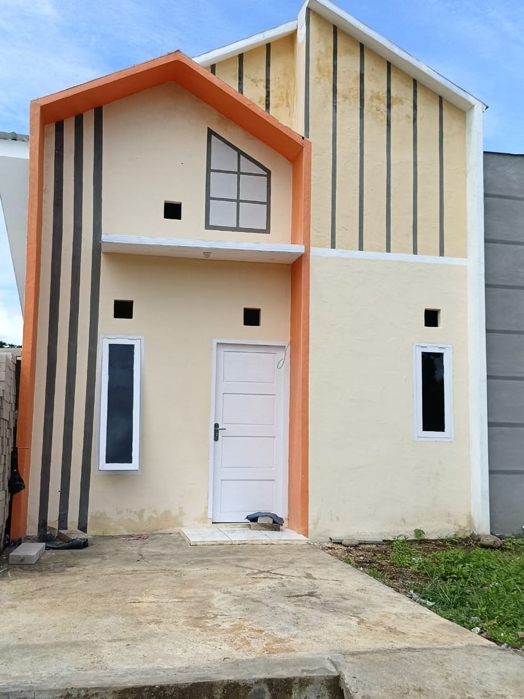 foto tampak rumah tipe 36 perumahan Bukit Grandmas 03