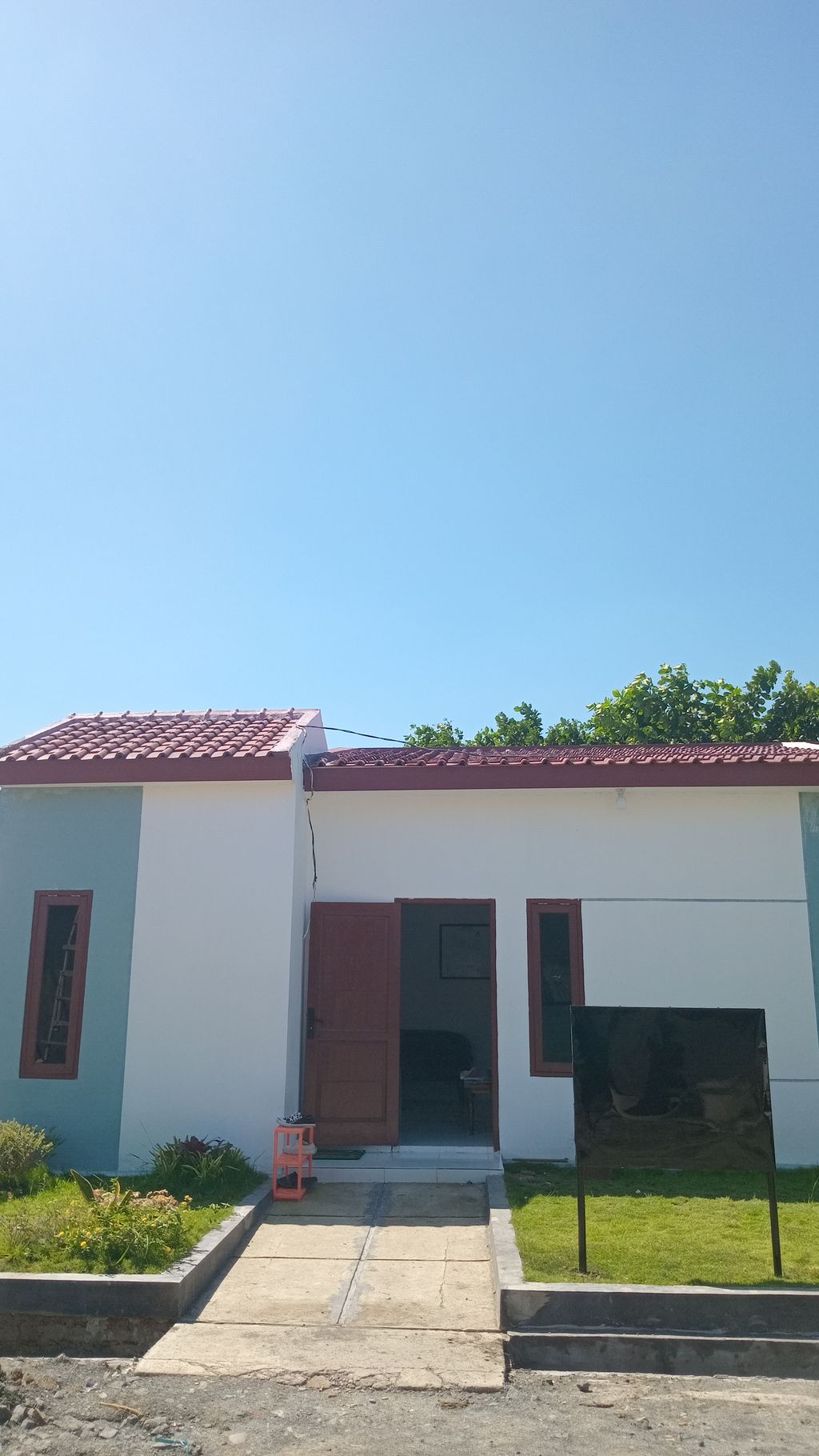 foto contoh rumah perumahan Graha Bougenville