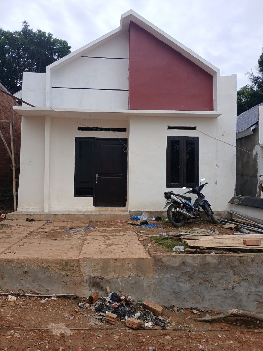 foto tampak rumah tipe 36 perumahan Villa Harmoni