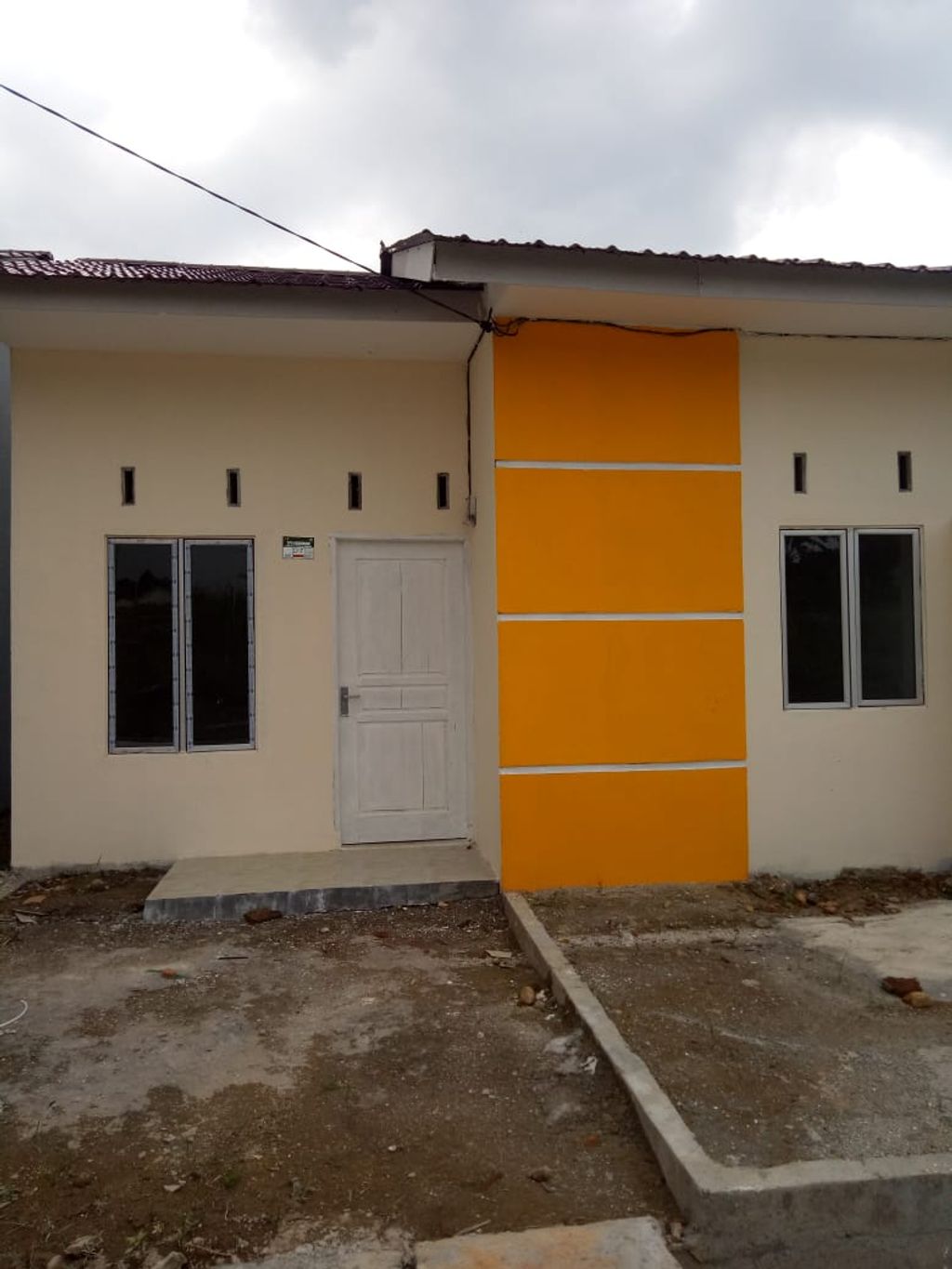 foto tampak rumah tipe 36 perumahan HAWILA RESIDENCE 2 TAHAP II