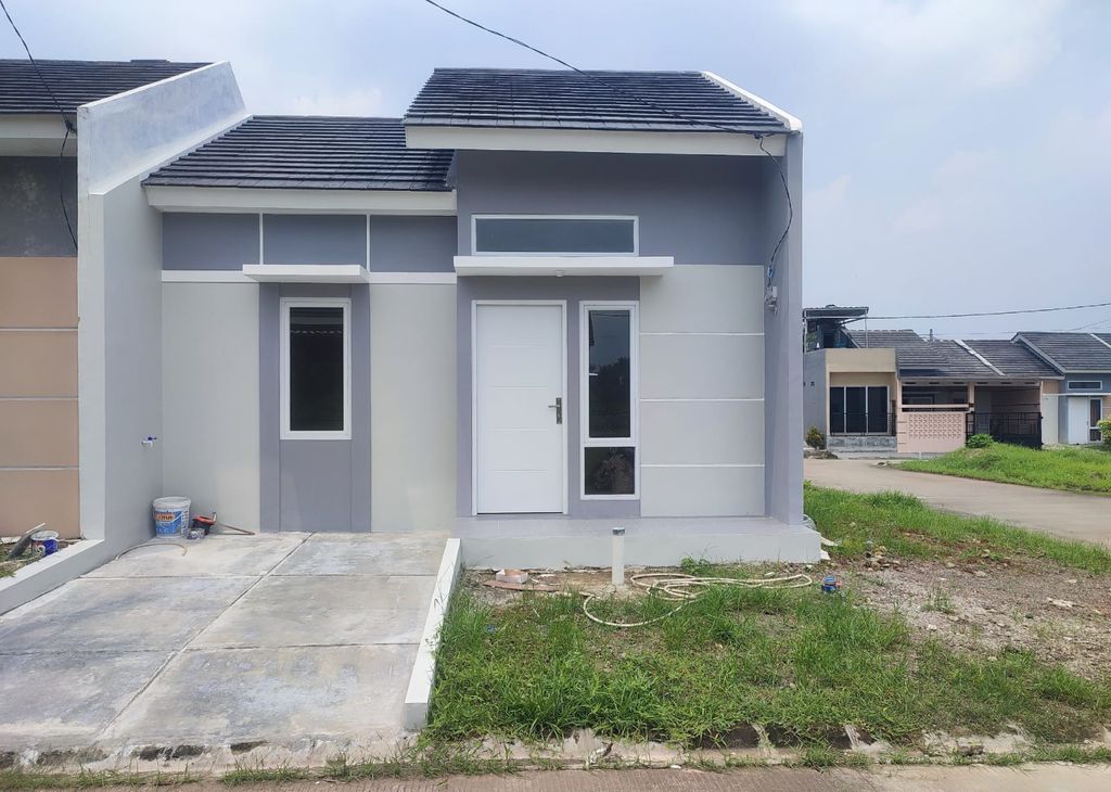 foto tampak rumah tipe 36/90 perumahan Griya Alam Nusantara