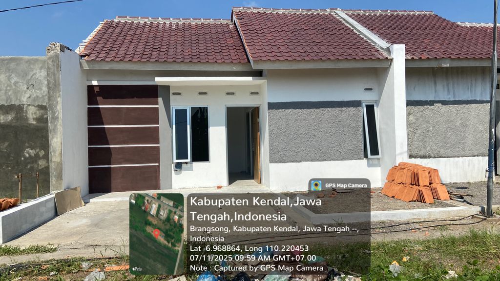 foto tampak rumah tipe 36/60 perumahan CLUSTER BERLIAN REGENCY
