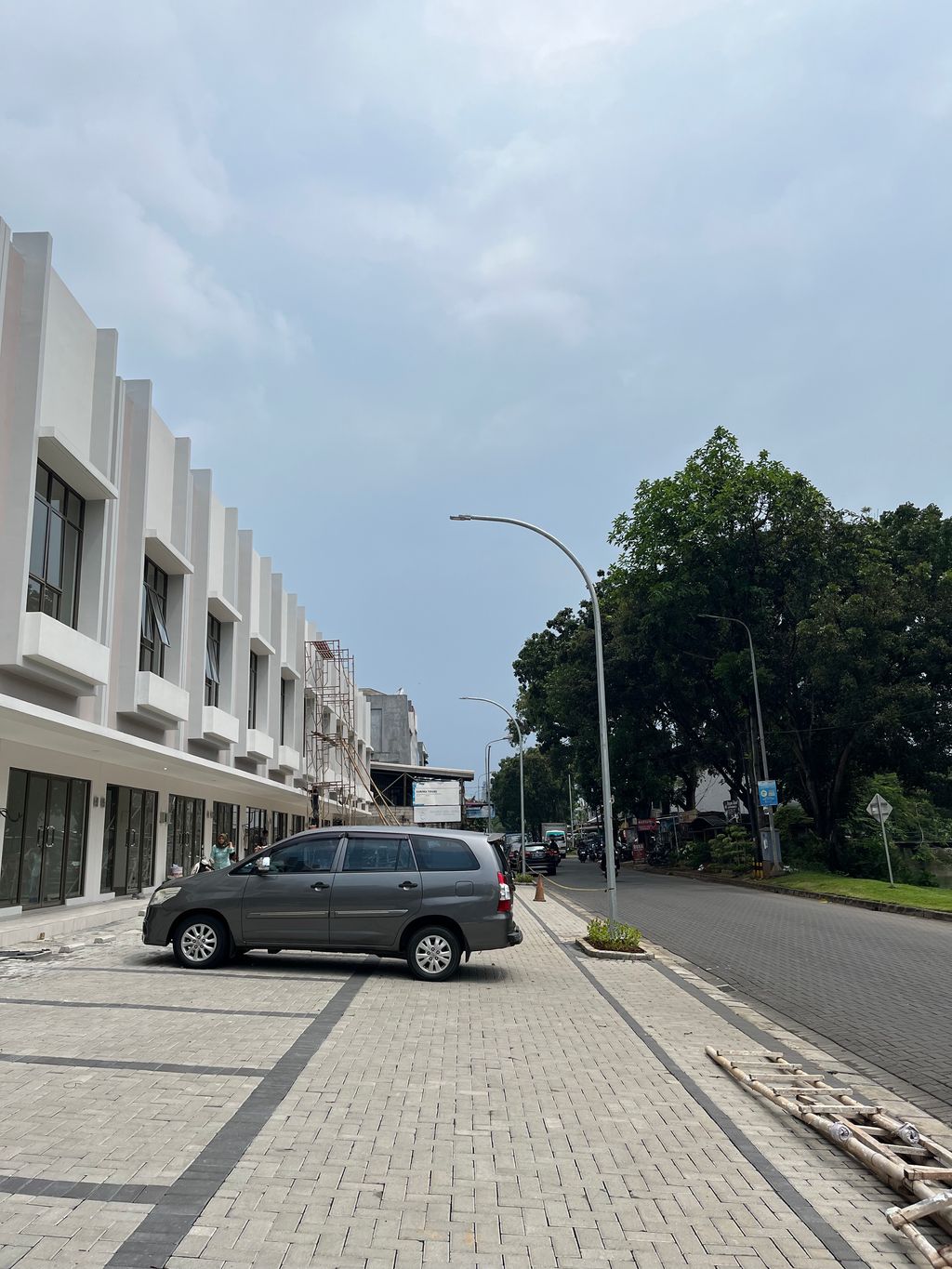 foto posisi tengah perumahan RUKO SANTA ANNA