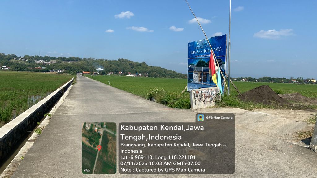 foto gerbang perumahan CLUSTER BERLIAN REGENCY